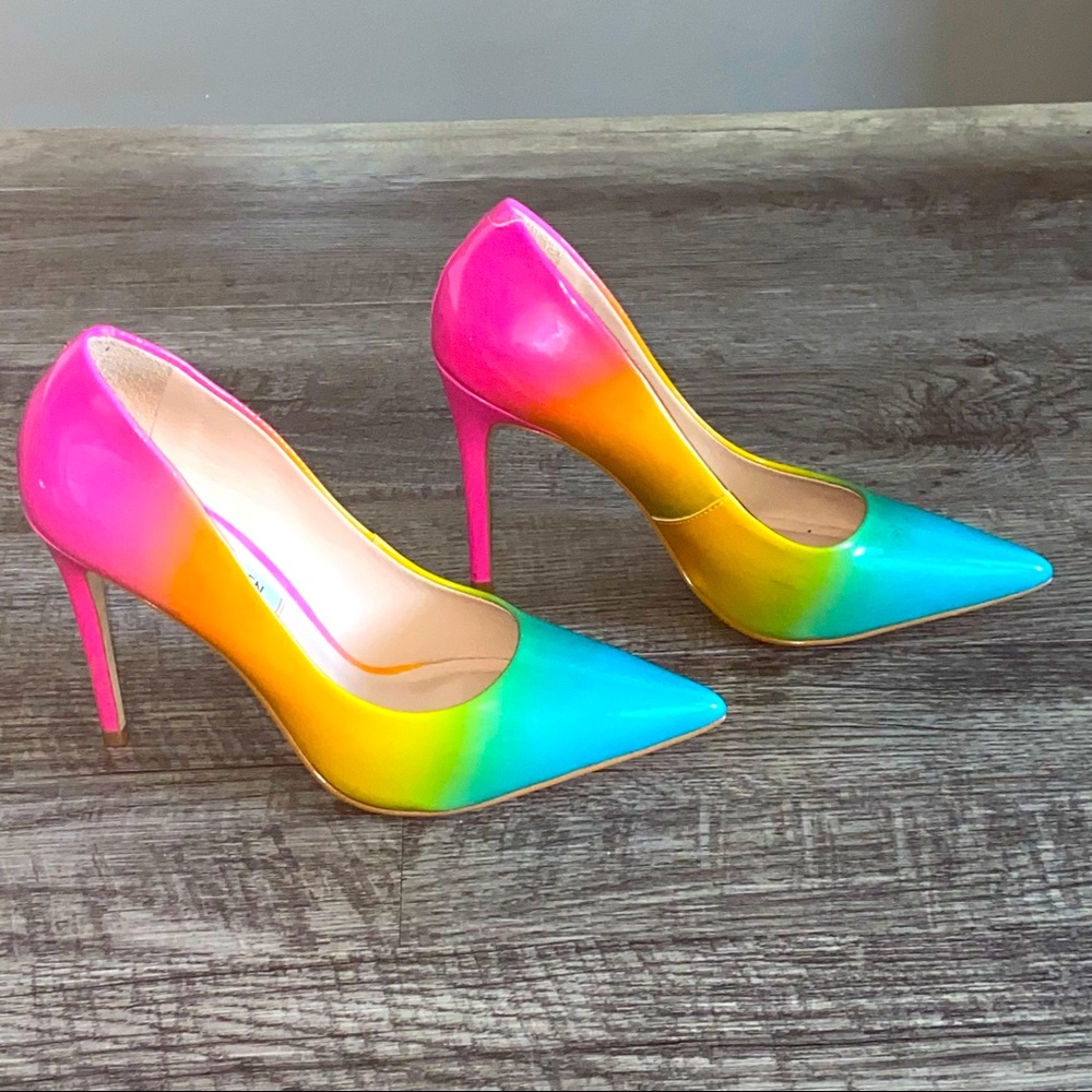 Steve Madden zainey rainbow heels